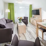 Christina Apartament *