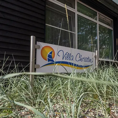 Christina Appartement *