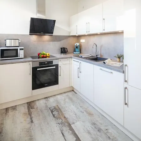 Christina Apartment