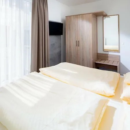 Apartment Christina *